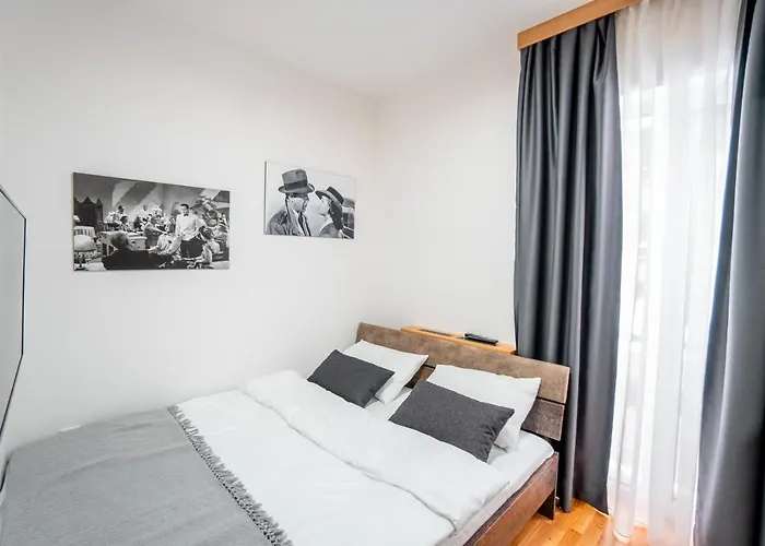 Aparthotel Centrala *